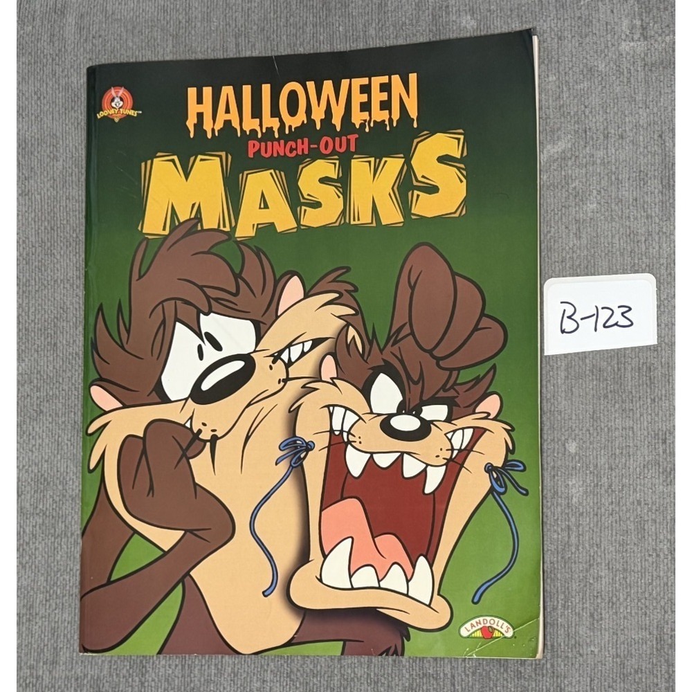 1997 Looney Tunes Halloween‎ Punch-Out Paper Masks Book Paperback